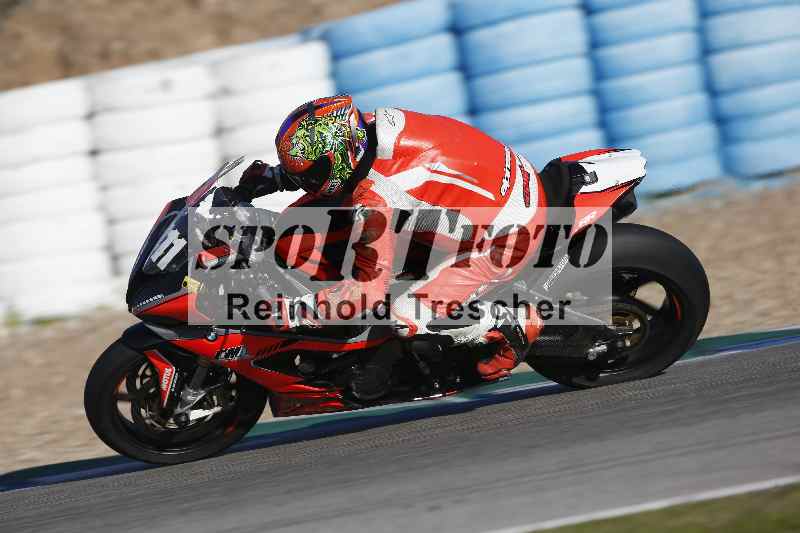 /Archiv-2024/02 29.01.-02.02.2024 Moto Center Thun Jerez/Gruppe schwarz-black/411